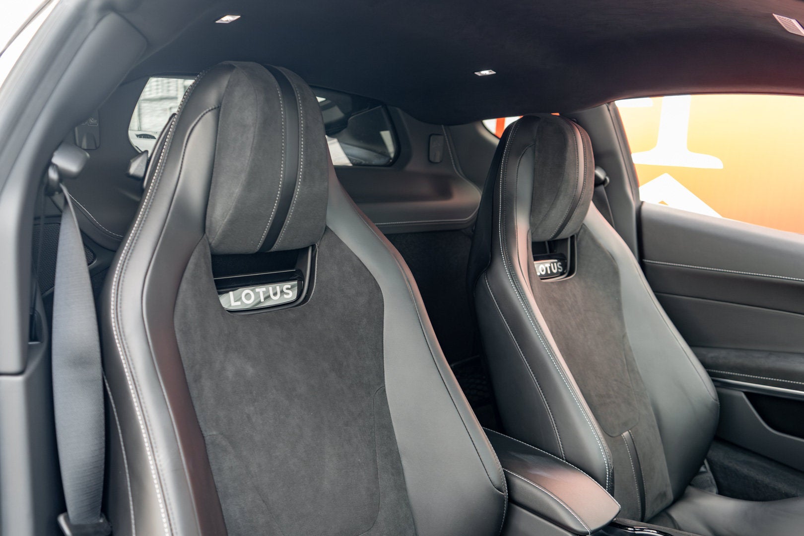 2026 Lotus Emira V6 SE