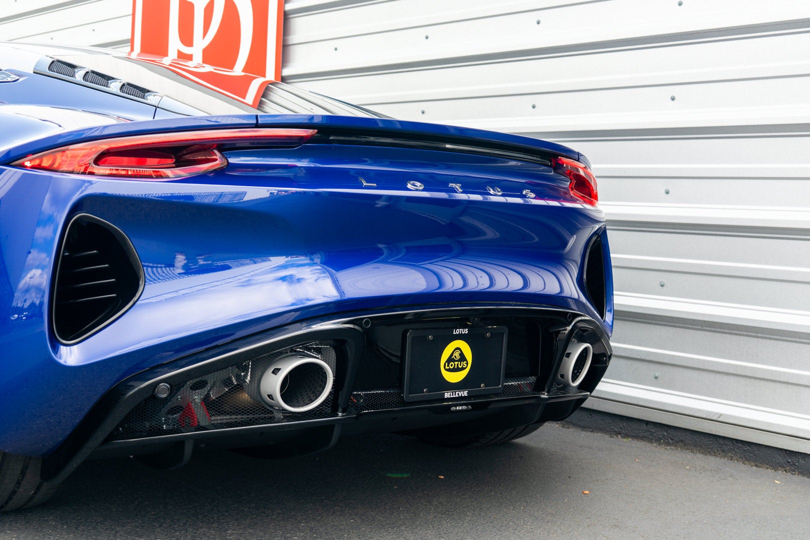 2026 Lotus Emira V6 SE