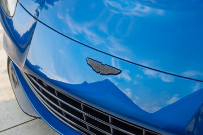 2022 Aston Martin Vantage Base