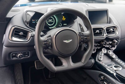 2022 Aston Martin Vantage Base