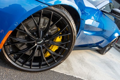 2022 Aston Martin Vantage Base