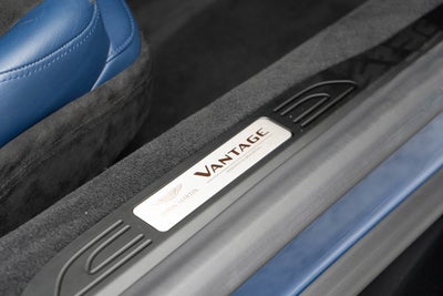 2022 Aston Martin Vantage Base
