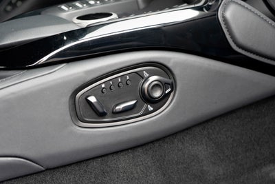 2022 Aston Martin Vantage Base