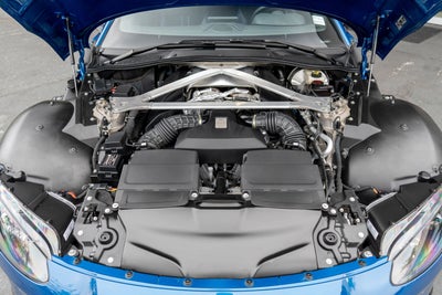 2022 Aston Martin Vantage Base