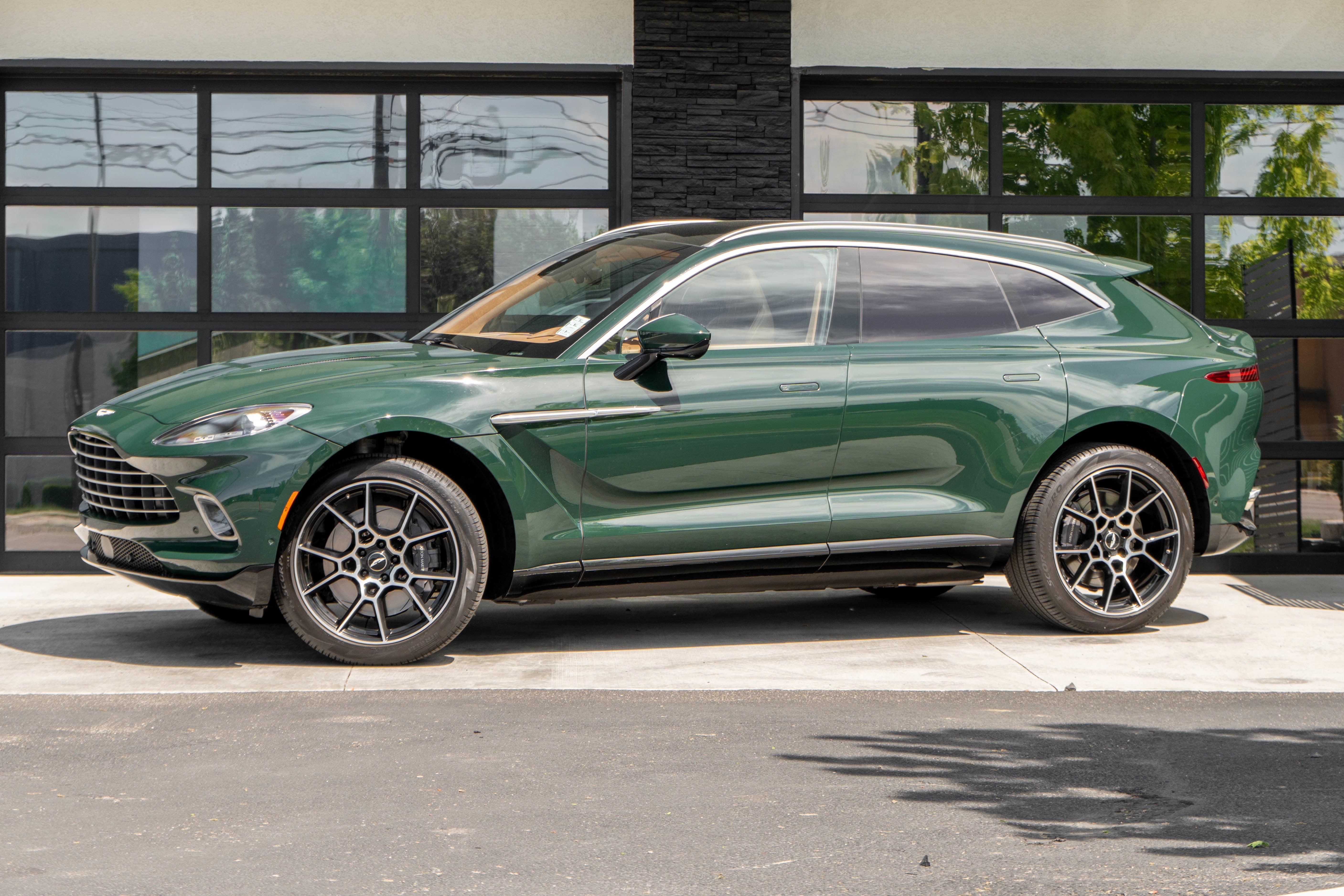 2021 Aston Martin DBX AWD