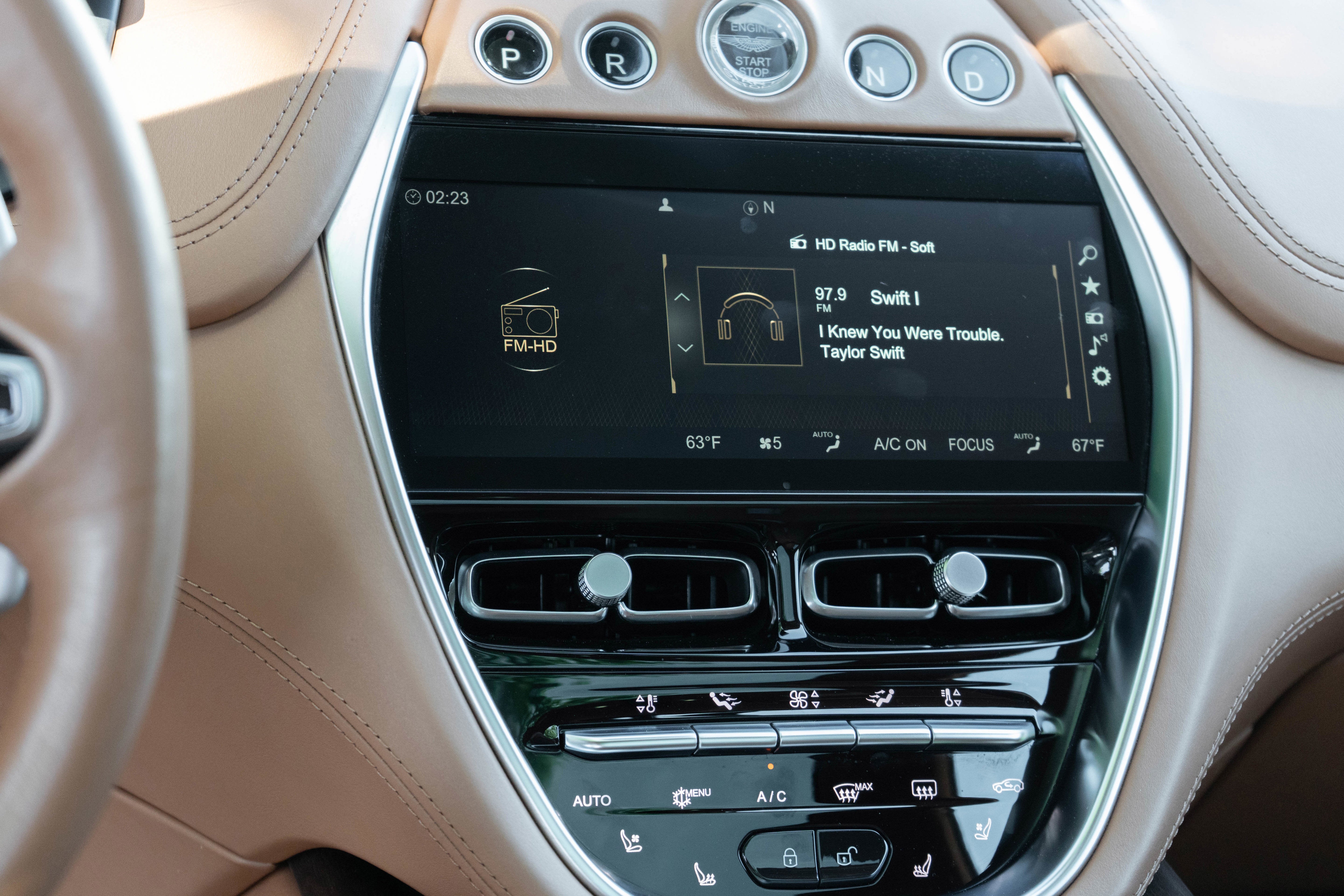 2021 Aston Martin DBX AWD