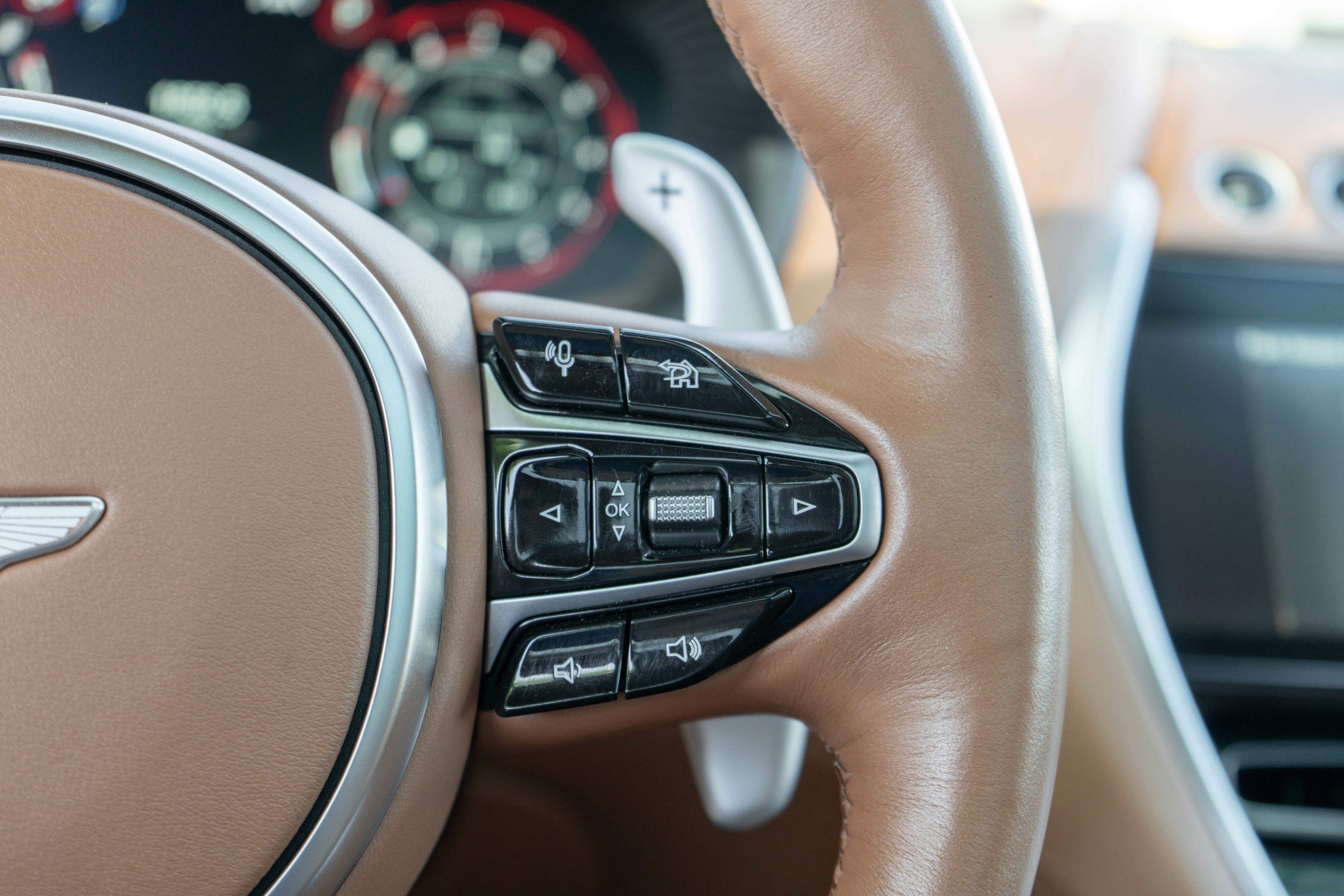 2021 Aston Martin DBX AWD