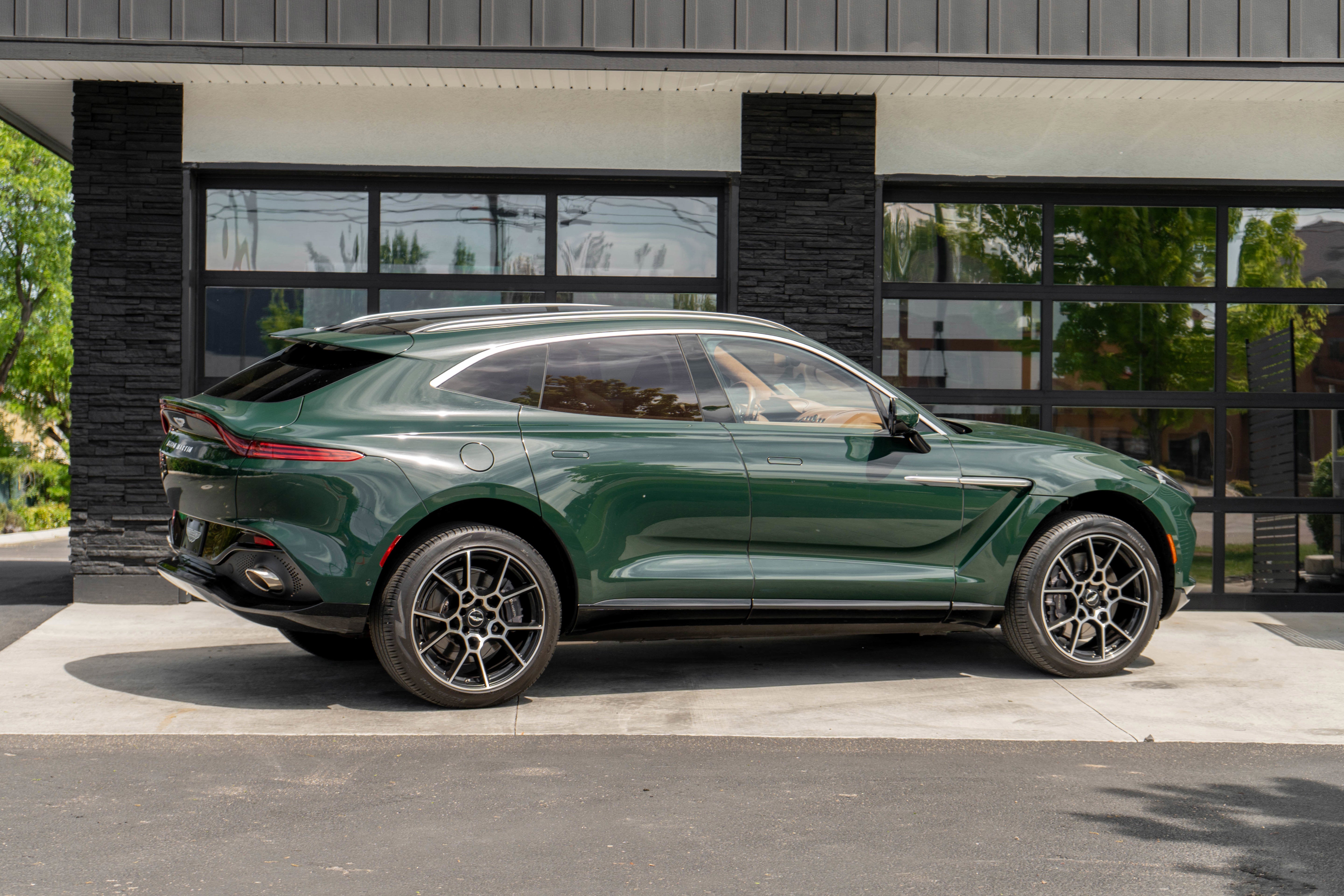 2021 Aston Martin DBX AWD