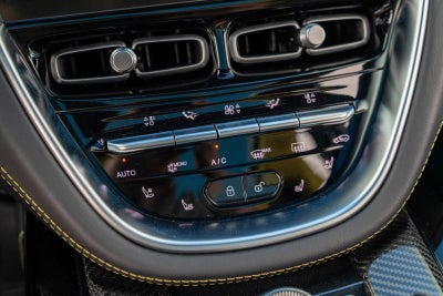 2023 Aston Martin DBX 707