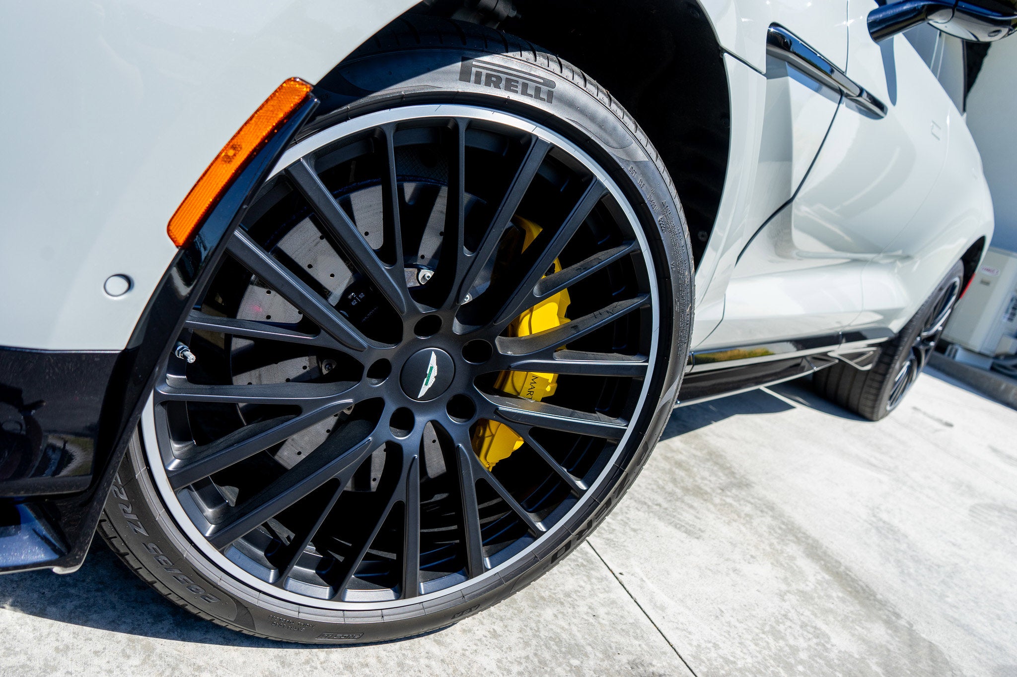 2023 Aston Martin DBX 707