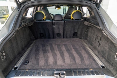 2023 Aston Martin DBX 707