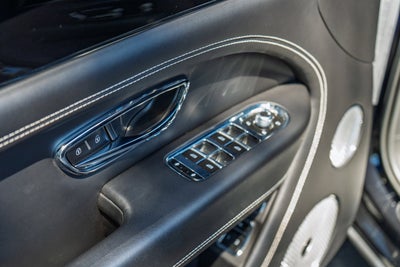 2022 Bentley Bentayga V8
