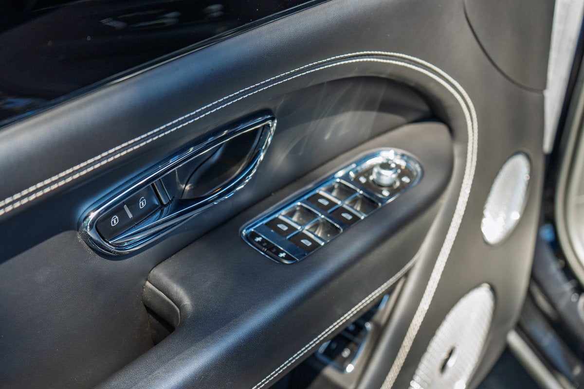 2022 Bentley Bentayga V8