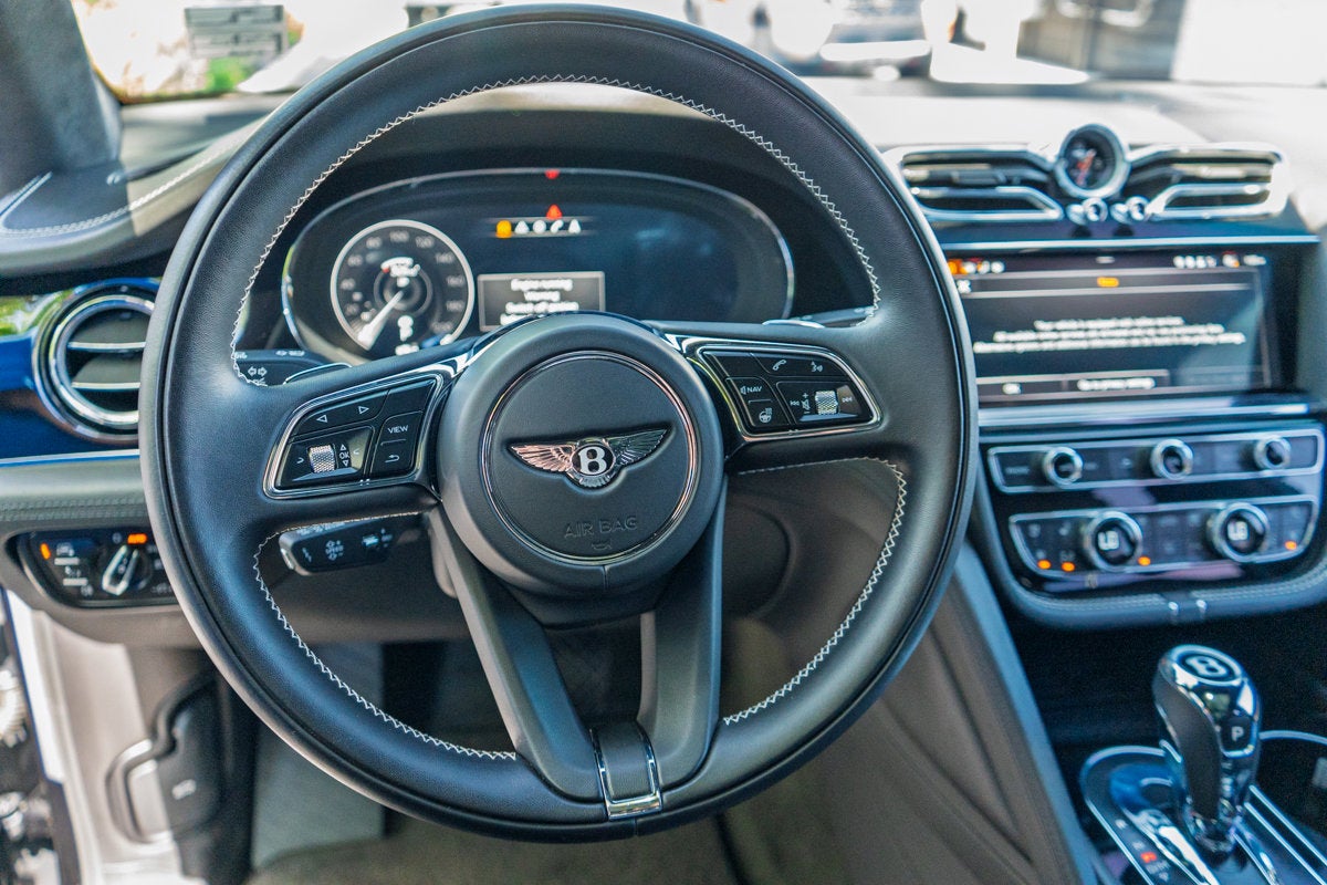2022 Bentley Bentayga V8