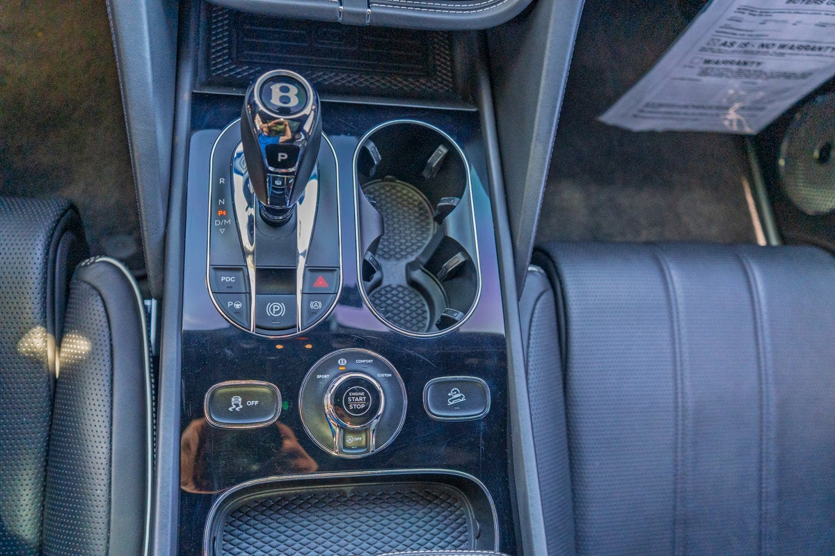 2022 Bentley Bentayga V8