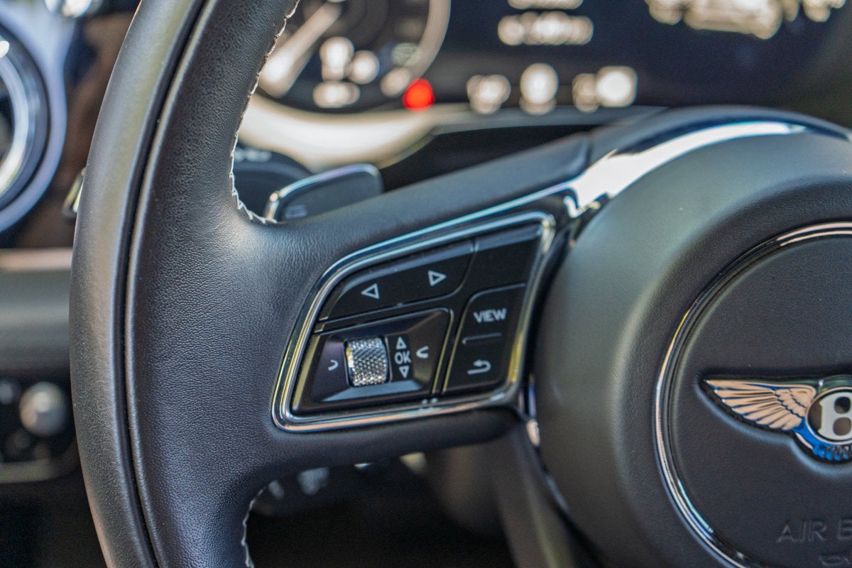 2022 Bentley Bentayga V8