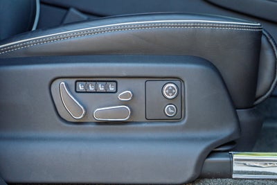 2022 Bentley Bentayga V8