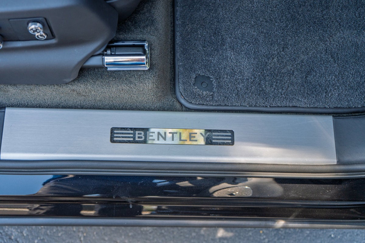 2022 Bentley Bentayga V8