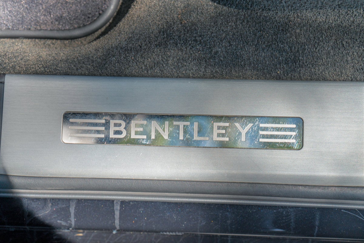 2022 Bentley Bentayga V8