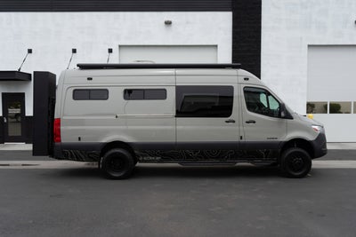 2020 Mercedes-Benz Sprinter Crew Van Base