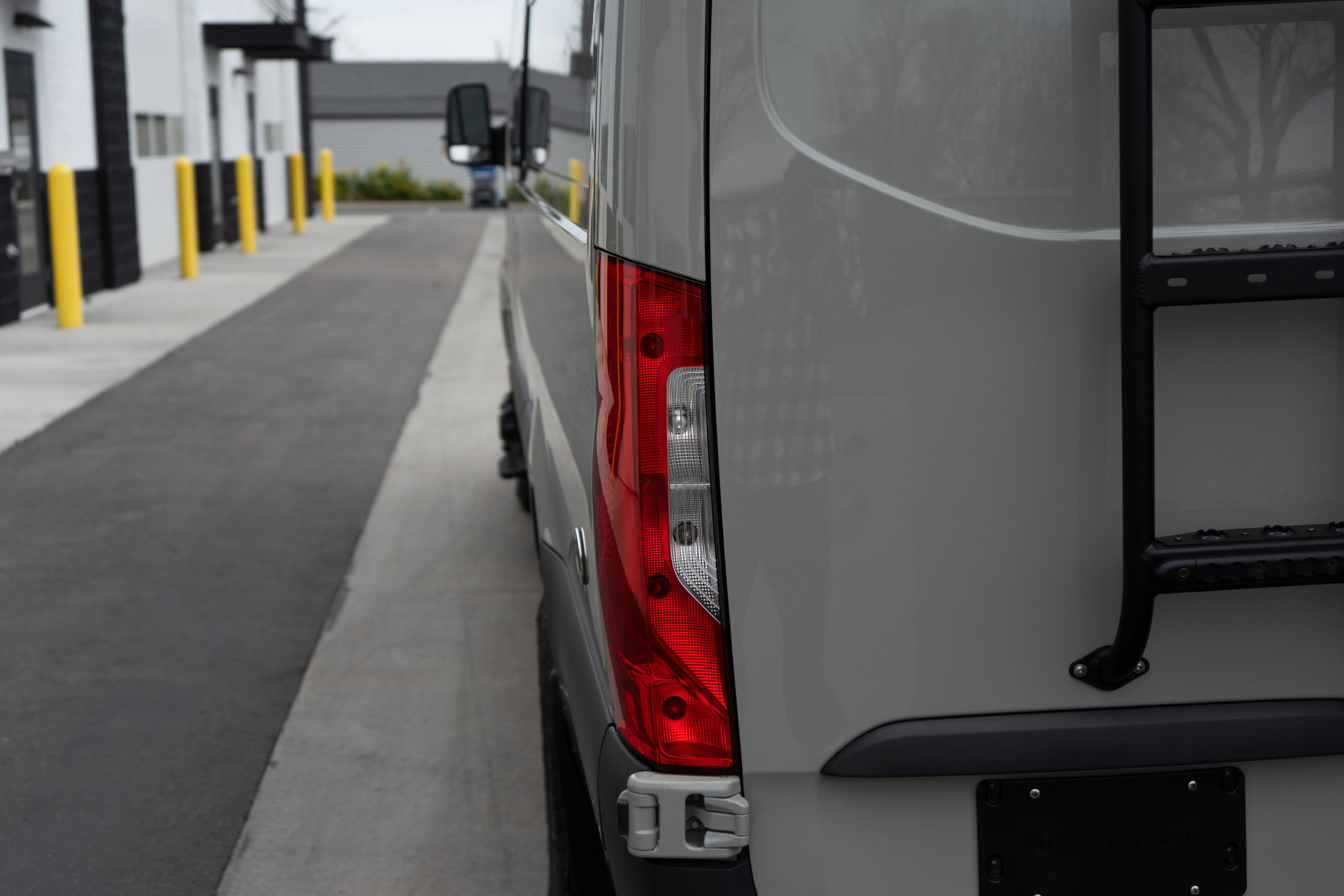 2020 Mercedes-Benz Sprinter Crew Van Base