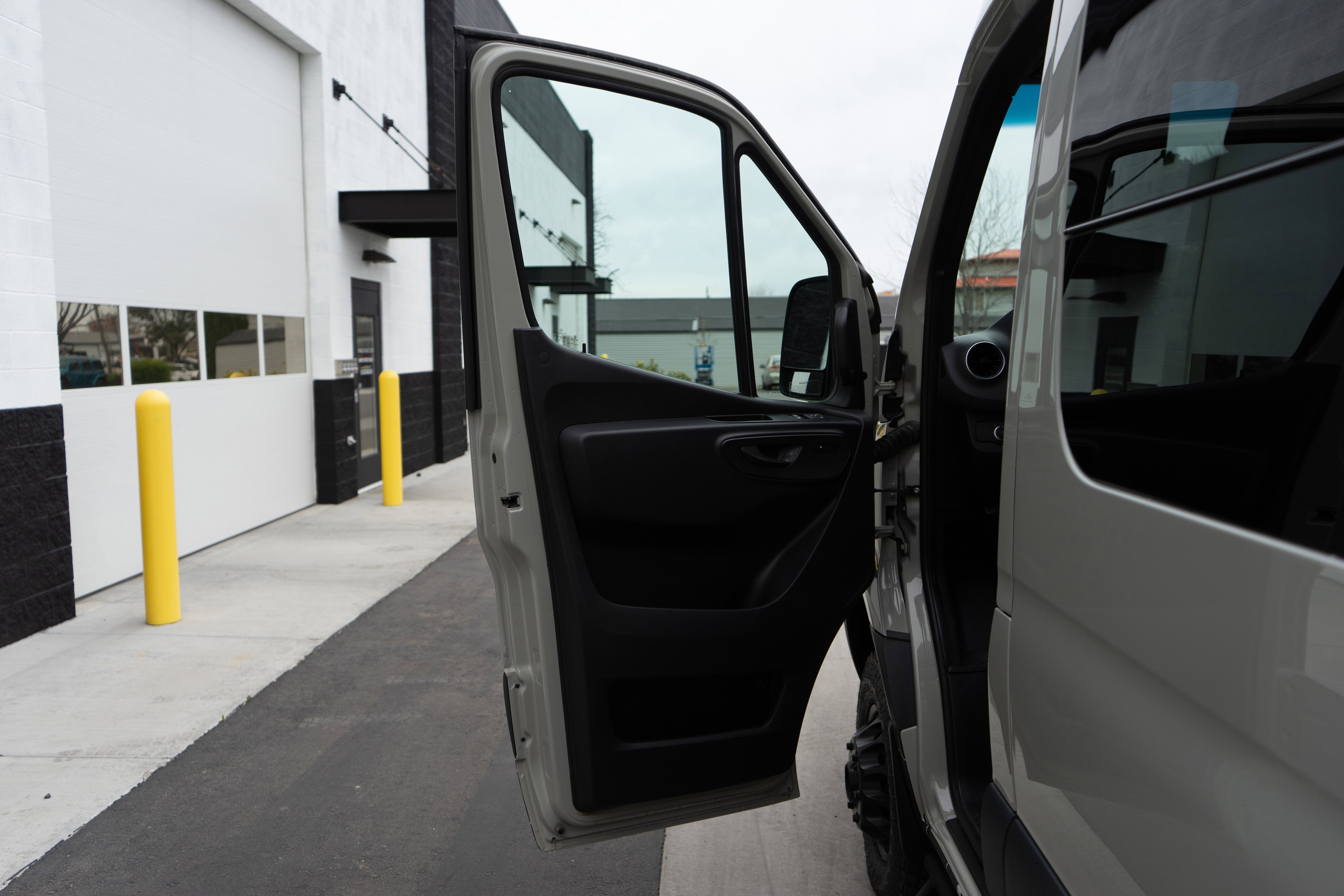 2020 Mercedes-Benz Sprinter Crew Van Base