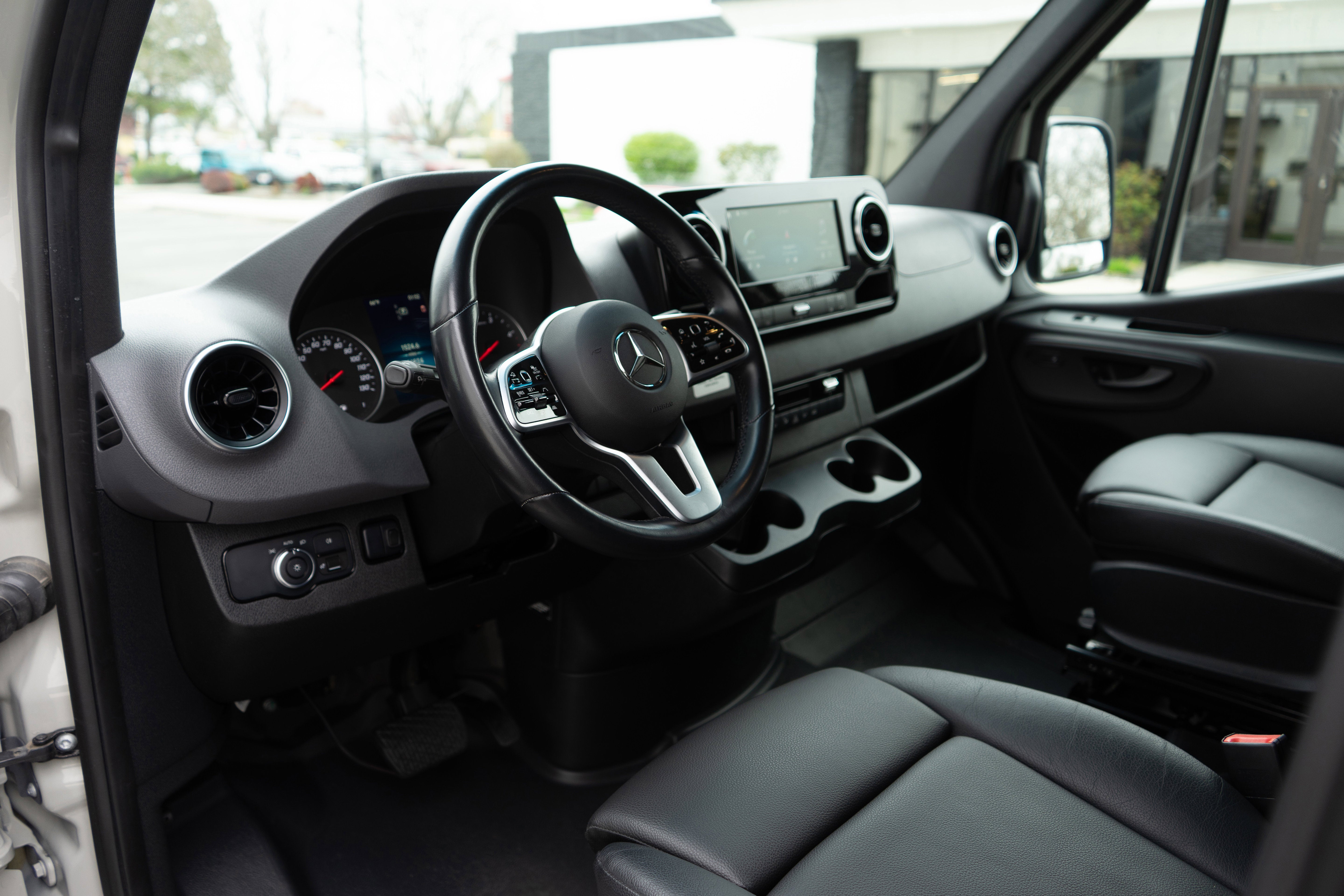 2020 Mercedes-Benz Sprinter Crew Van Base