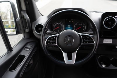 2020 Mercedes-Benz Sprinter Crew Van Base