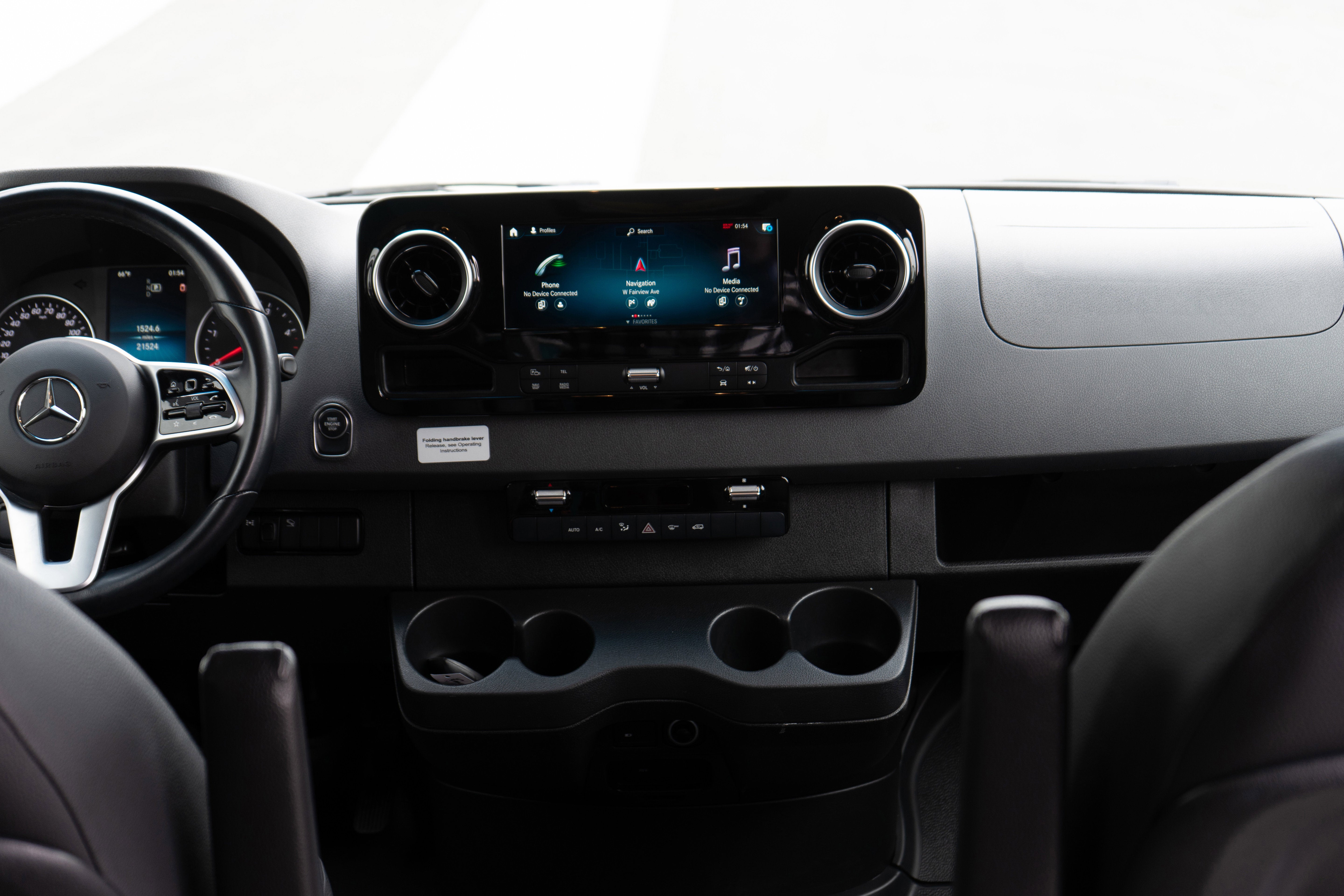 2020 Mercedes-Benz Sprinter Crew Van Base