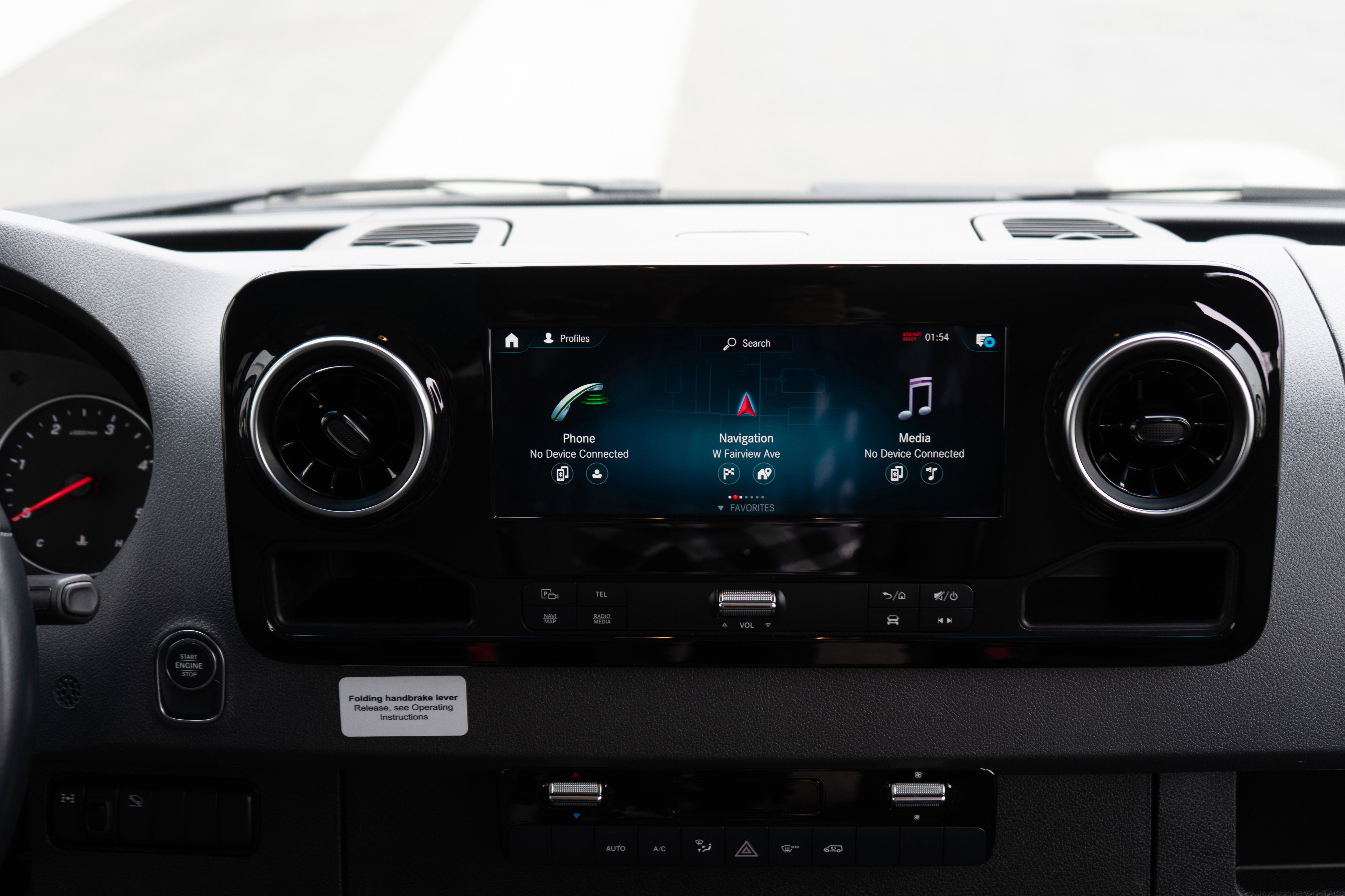 2020 Mercedes-Benz Sprinter Crew Van Base