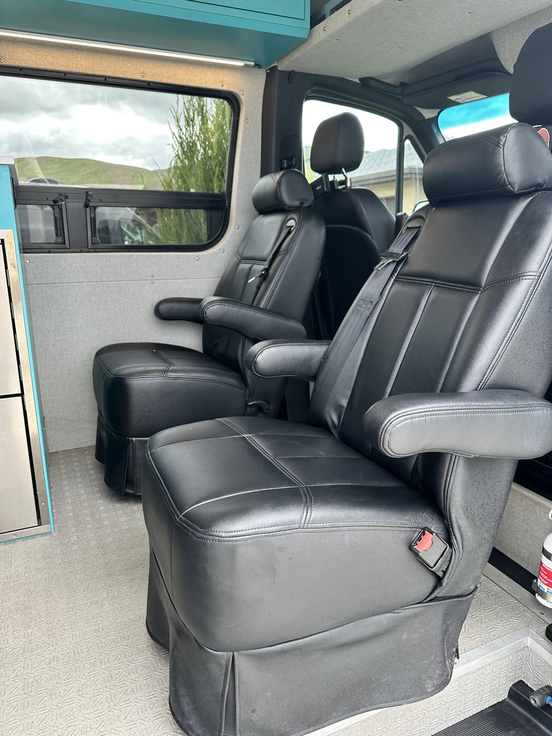 2020 Mercedes-Benz Sprinter Crew Van Base