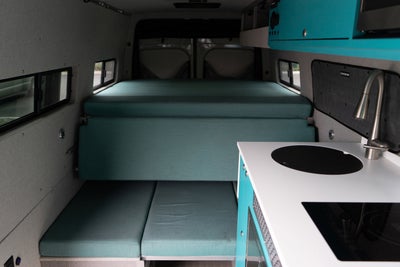 2020 Mercedes-Benz Sprinter Crew Van Base