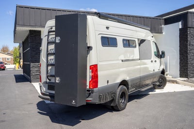 2020 Mercedes-Benz Sprinter Crew Van Base