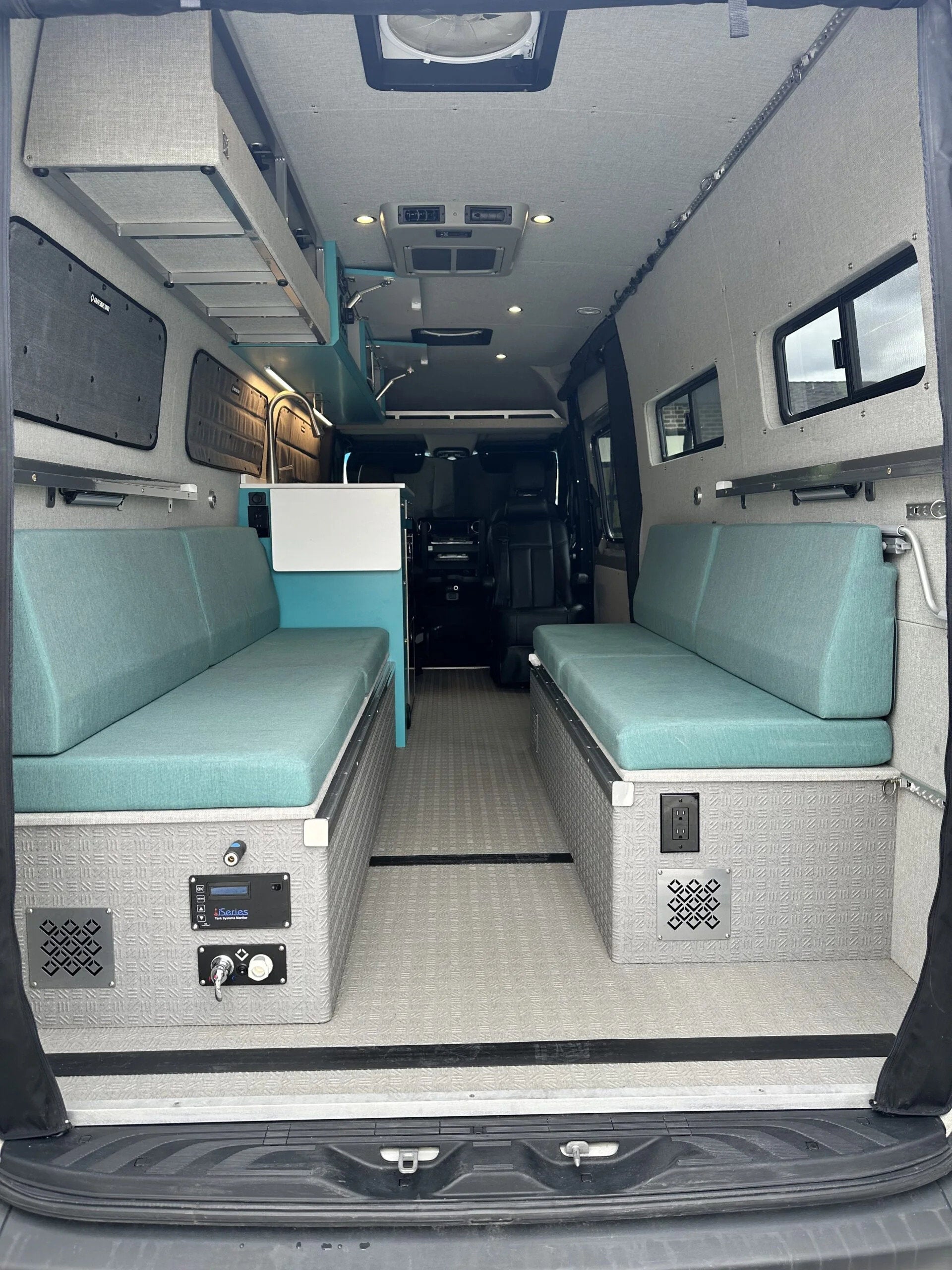 2020 Mercedes-Benz Sprinter Crew Van Base