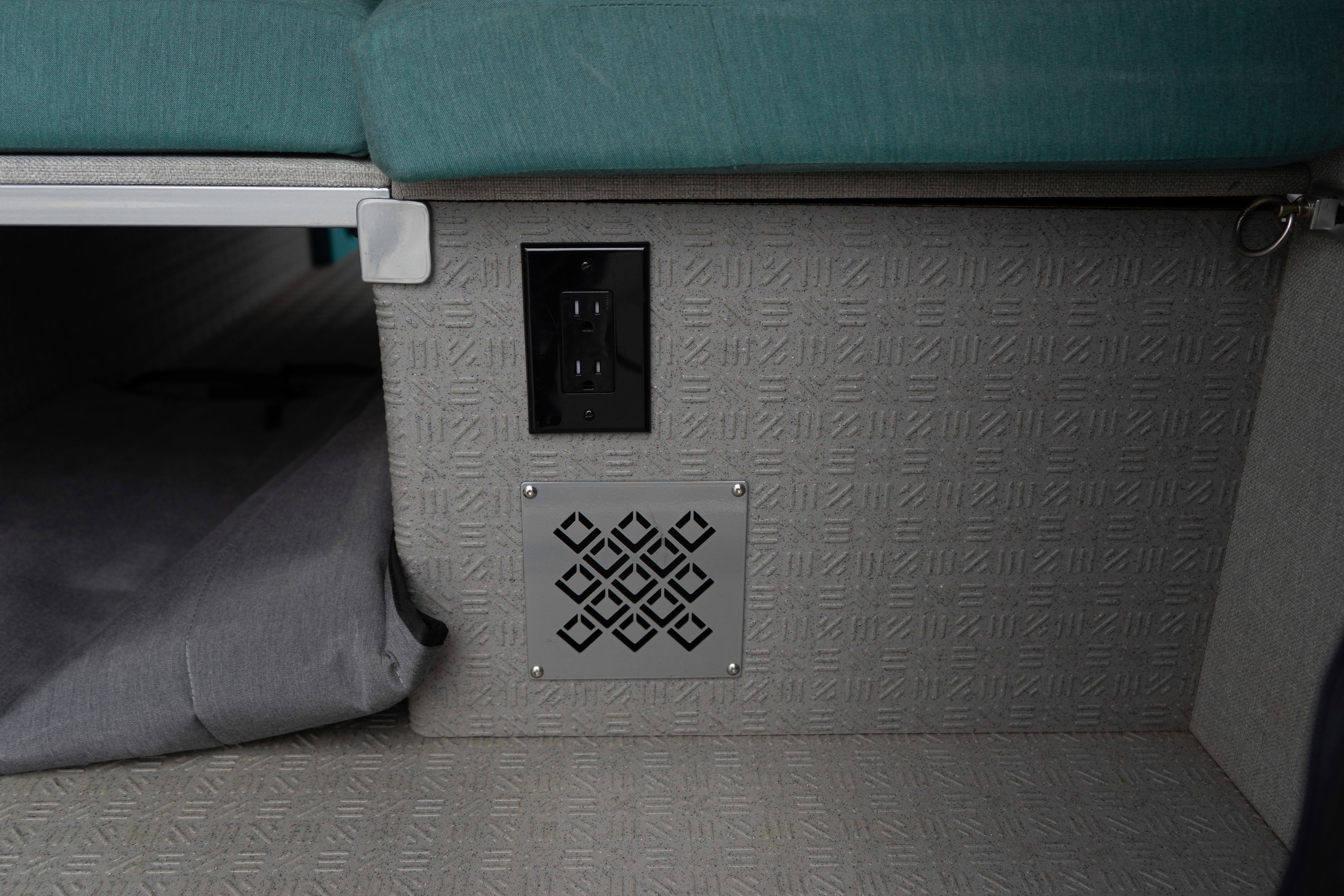 2020 Mercedes-Benz Sprinter Crew Van Base