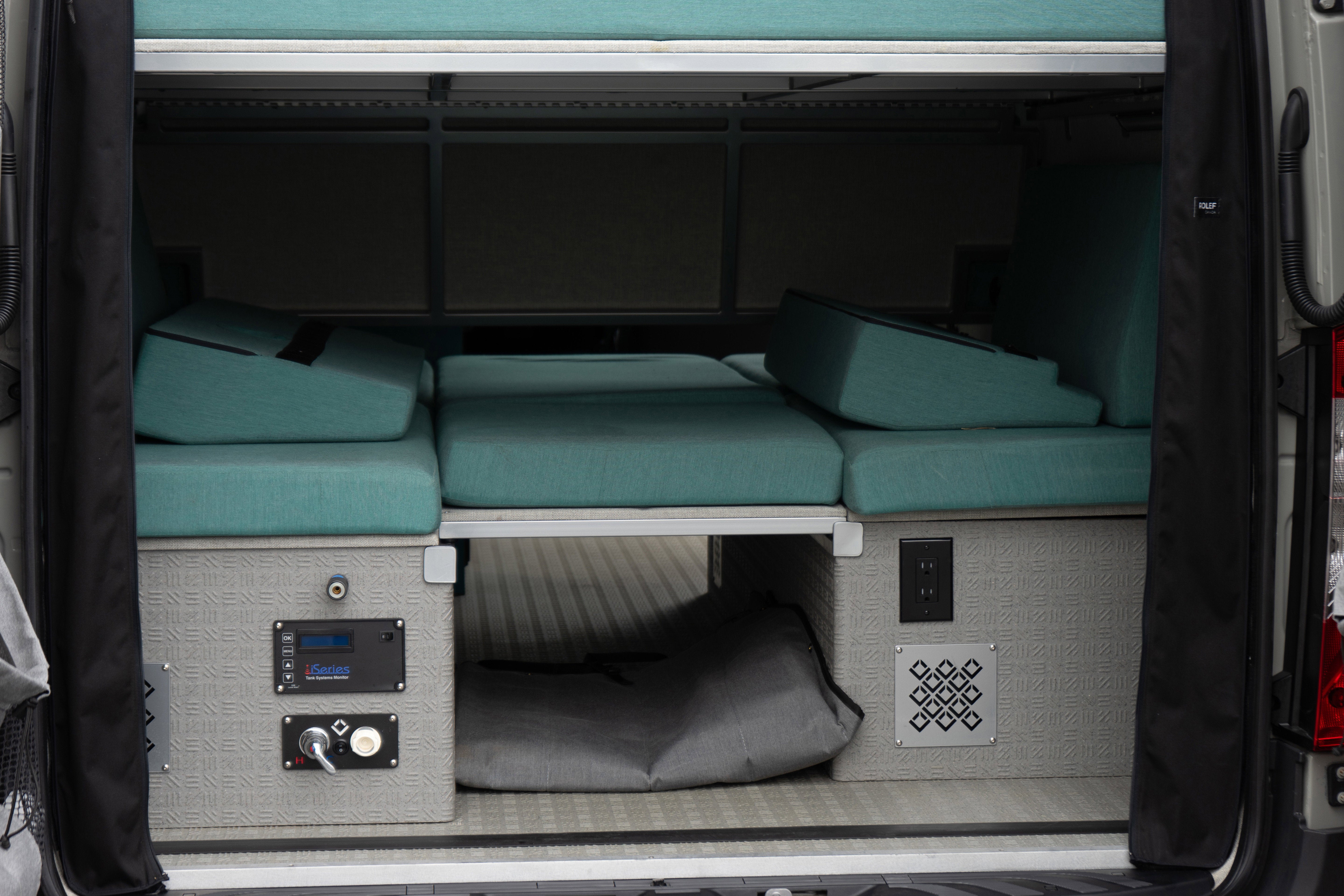 2020 Mercedes-Benz Sprinter Crew Van Base