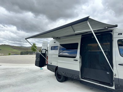 2020 Mercedes-Benz Sprinter Crew Van Base