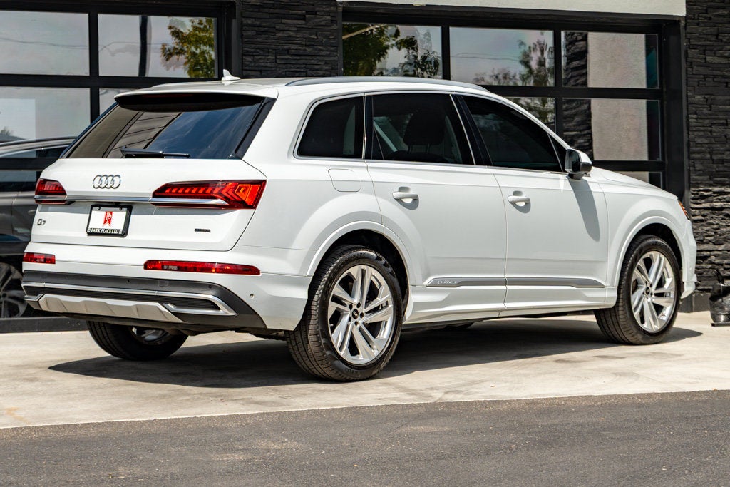 2022 Audi Q7 Premium Plus