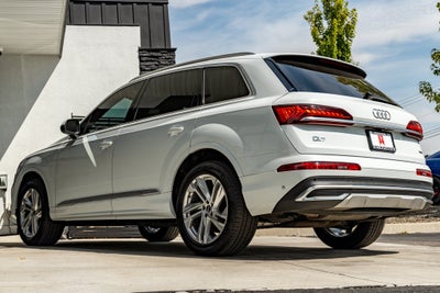 2022 Audi Q7 Premium Plus