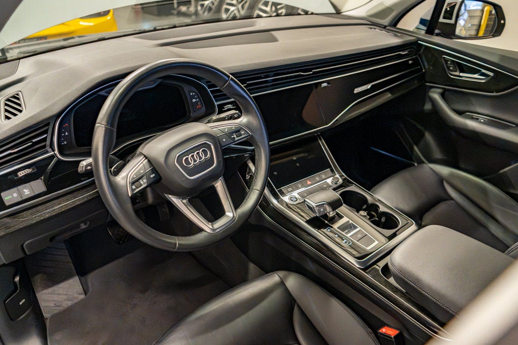 2022 Audi Q7 Premium Plus
