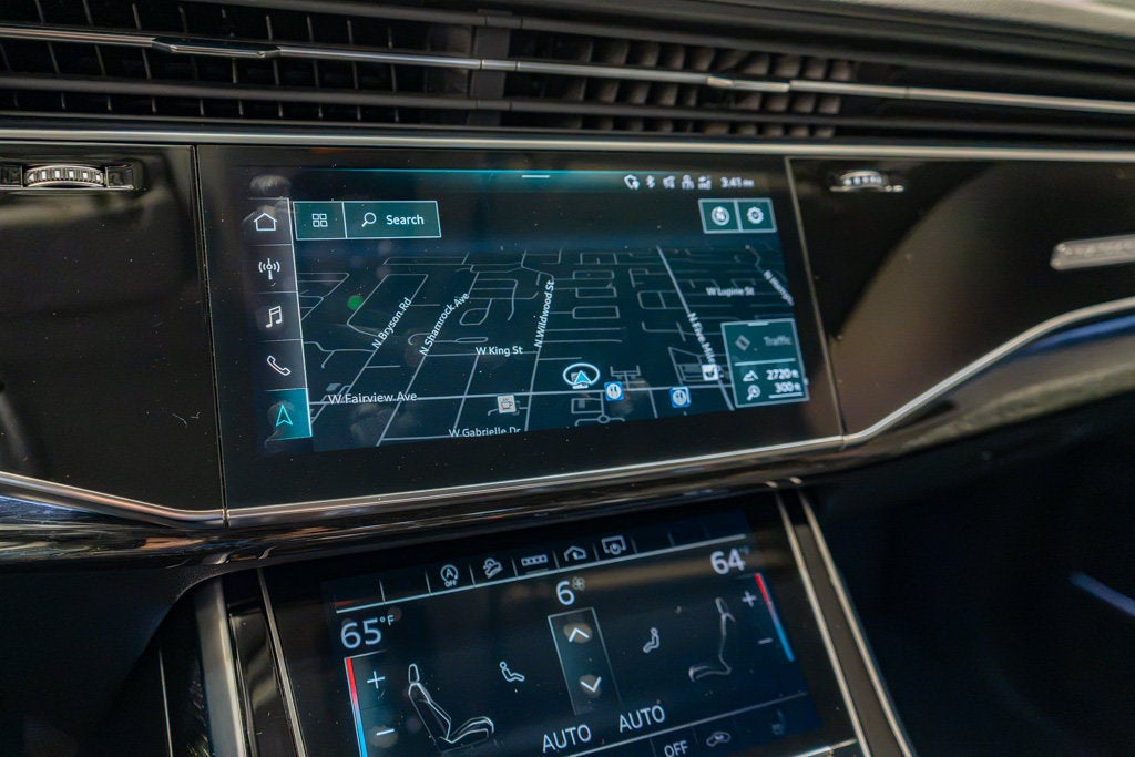 2022 Audi Q7 Premium Plus