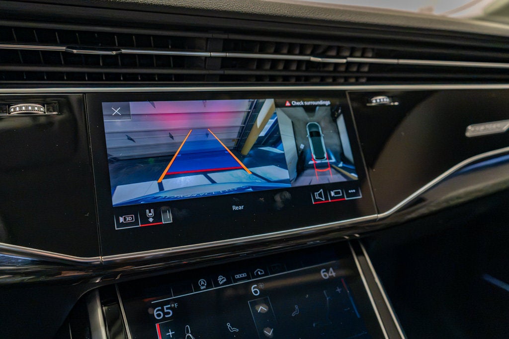 2022 Audi Q7 Premium Plus