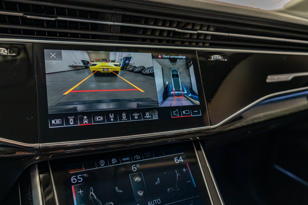 2022 Audi Q7 Premium Plus