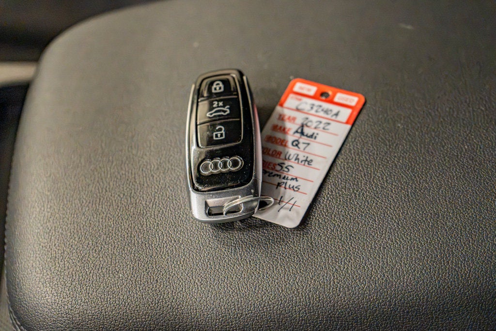 2022 Audi Q7 Premium Plus