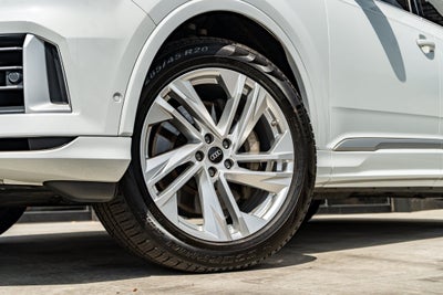 2022 Audi Q7 Premium Plus