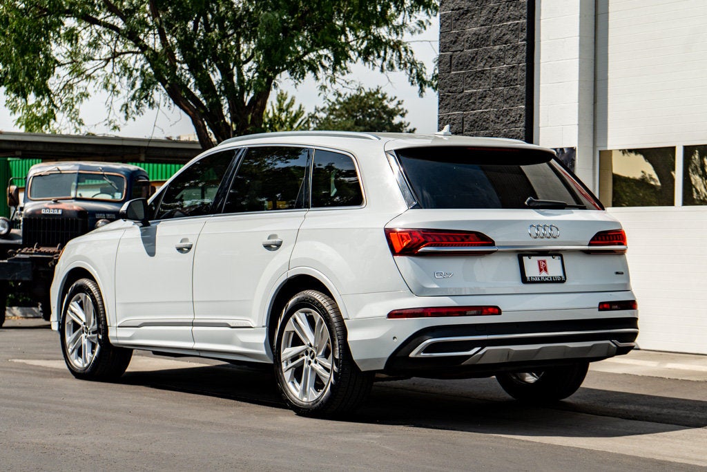 2022 Audi Q7 Premium Plus