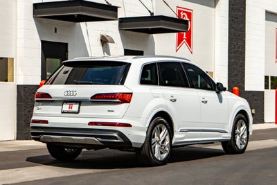 2022 Audi Q7 Premium Plus