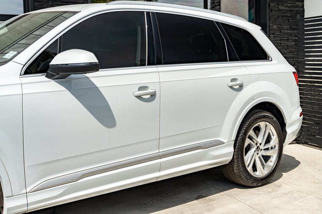 2022 Audi Q7 Premium Plus