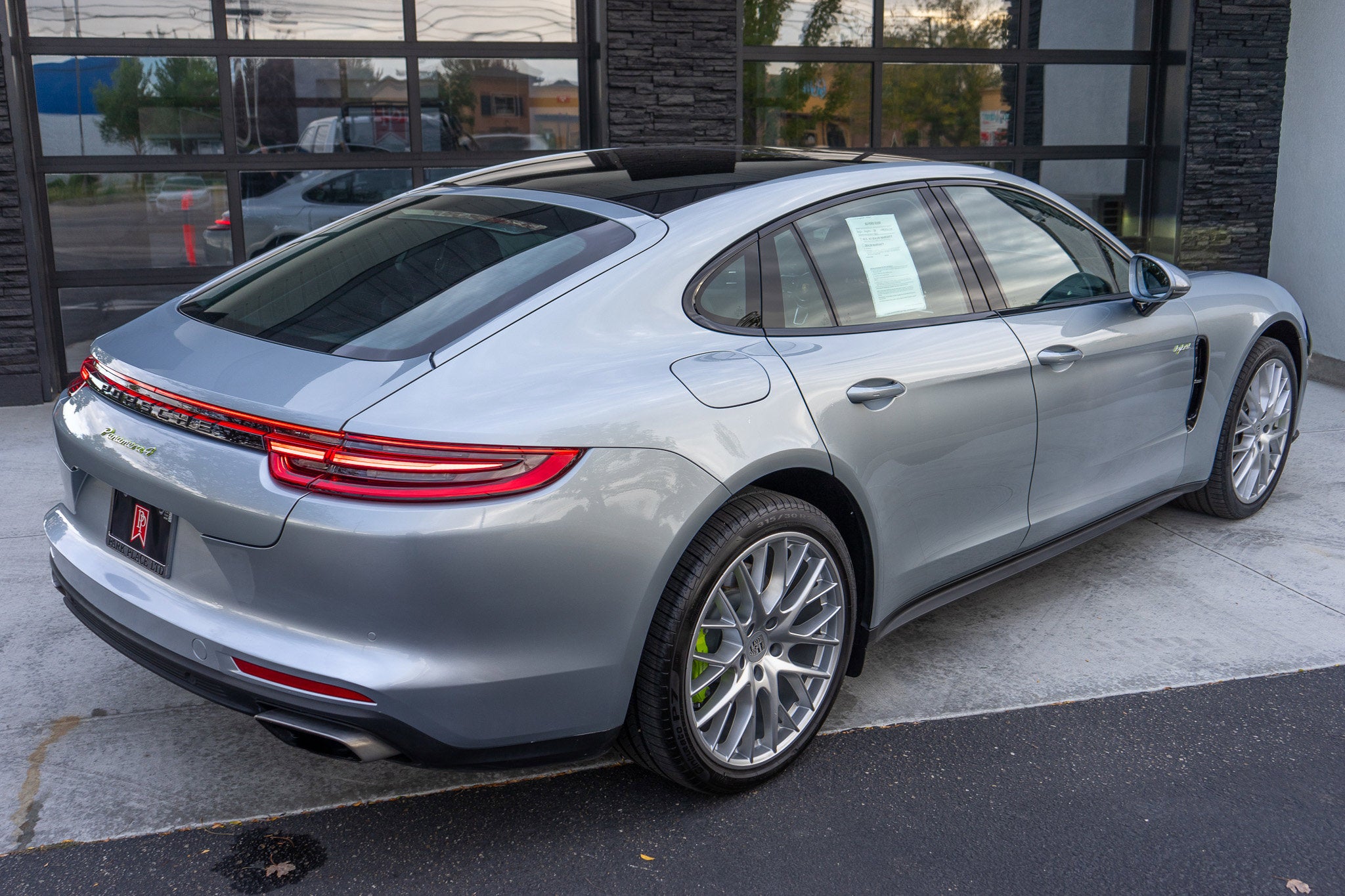 2018 Porsche Panamera 4 E-Hybrid