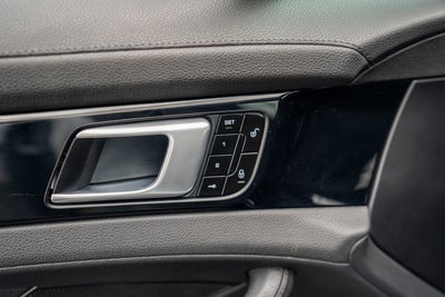 2018 Porsche Panamera 4 E-Hybrid